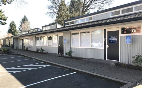 Midas, 146 SE Oak St, Hillsboro, OR 97123, US .